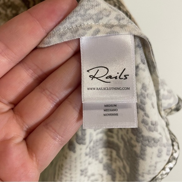 Rails NWT Yolie Top in Desert Snake Medium - Picture 10 of 10